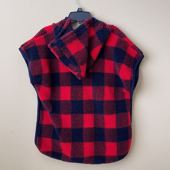Cat & Jack Plaid Fleece Hooded Poncho - Picture 6 of 7